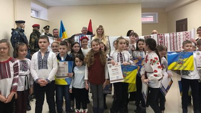 У Тернополі нагородили 30 учасників відеочитань віршів Шевченка