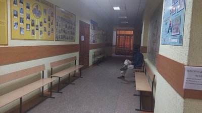 Харківські виборці вакцинуються на дільницях Харківські виборці вакцинуються на дільницях