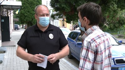 На Рівненщині видужалу від COVID медсестру не пускали в гуртожиток На Рівненщині видужалу від COVID медсестру не пускали в гуртожиток