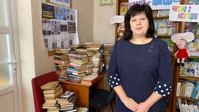 У сільській бібліотеці на Волині збирають на утилізацію російську літературу У сільській бібліотеці на Волині збирають на утилізацію російську літературу