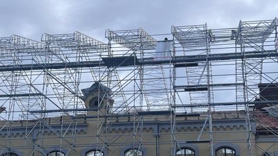 Монтаж купола над університетом в Дублянах Монтаж купола над університетом в Дублянах