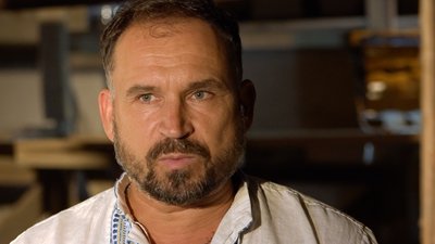 "Нас зомбували, що все українське — низькопробне і шароварщина". Директор Франківського драмтеатру про війну і мистецтво "Нас зомбували, що все українське — низькопробне і шароварщина". Директор Франківського драмтеатру про війну і мистецтво