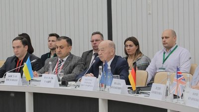 Помер один із авторів проєкту Конституції Василь Тацій Помер один із авторів проєкту Конституції Василь Тацій