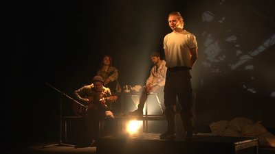 У Львові показали мультимедійну виставу "Азовсталь. Голоси" У Львові показали мультимедійну виставу "Азовсталь. Голоси"