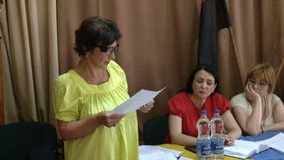 У Калуській громаді на -Франківщині батьки Ріп'янського ліцею просять повернути 10-11 класи У Калуській громаді на -Франківщині батьки Ріп'янського ліцею просять повернути 10-11 класи