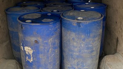 На Тернопільщині незаконно перевозили дві тонни спирту