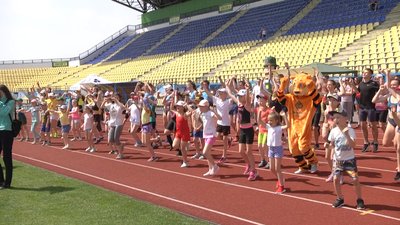 У Житомирі більше 150 спортсменів взяли участь у руханці