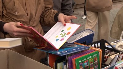 У Херсоні на благодійному книжковому ярмарку збирали кошти для дітей-сиріт