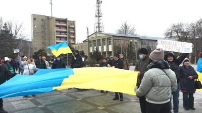 На Херсонщині до мирної акції проти окупантів доєднуються все більше населених пунктів На Херсонщині до мирної акції проти окупантів доєднуються все більше населених пунктів