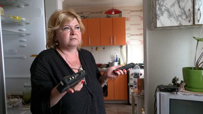 Чернігівка Тетяна розповідає, як через перепад напруги згоріла побутова техніка Чернігівка Тетяна розповідає, як через перепад напруги згоріла побутова техніка