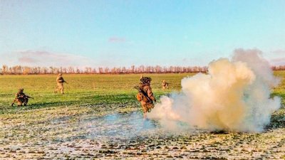 Захоплена будівля та сховище зброї. На Одещині відбулись навчання морських піхотинців Захоплена будівля та сховище зброї. На Одещині відбулись навчання морських піхотинців