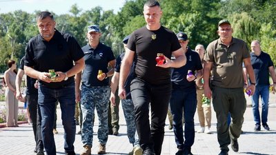 День Державного прапора вшанували небесну сотню День Державного прапора вшанували небесну сотню