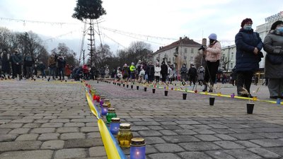 У Тернополі вшанували пам'ять жертв Голодоморів У Тернополі вшанували пам'ять жертв Голодоморів