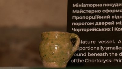 У музейному просторі "Окольний замок" готують нову експозицію У музейному просторі "Окольний замок" готують нову експозицію