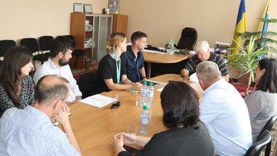 Восени у Зіньківській громаді запрацюють мобільні медбригади для переселенців