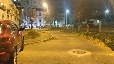 У Чернігові невідомий «замінував» Чернігівський окружний адміністративний суд У Чернігові невідомий «замінував» Чернігівський окружний адміністративний суд