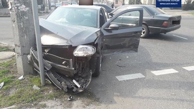 У Черкасах сп’янілий водій спричинив ДТП