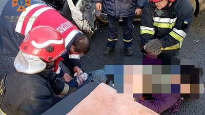 Смертельна аварія на Кіровоградщині: один чоловік загинув, троє травмувалися Смертельна аварія на Кіровоградщині: один чоловік загинув, троє травмувалися
