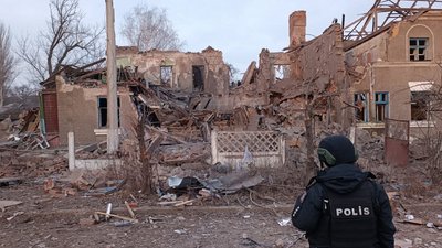 Били КАБами, "Ураганами", "Смерчами" та "Гардами". Армія РФ 18 разів била по житлових кварталах Донеччини Били КАБами, "Ураганами", "Смерчами" та "Гардами". Армія РФ 18 разів била по житлових кварталах Донеччини