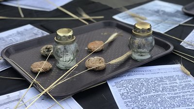 У Франківську вшанували пам'ять жертв голодомору 1932-1933 років У Франківську вшанували пам'ять жертв голодомору 1932-1933 років