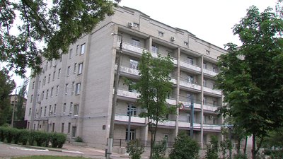 Одна з лікарів Запорізької інфекційної визнала провину у смерті 9-місячної дитини