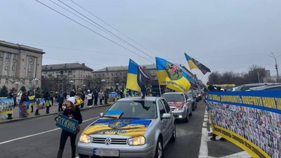 Черкаські водії беруть участь в автоколоні на підтримку зниклих безвісти та полонених