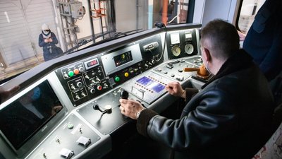 Київський метрополітен самостійно модернізував потяг для синьої лінії метро Київський метрополітен самостійно модернізував потяг для синьої лінії метро