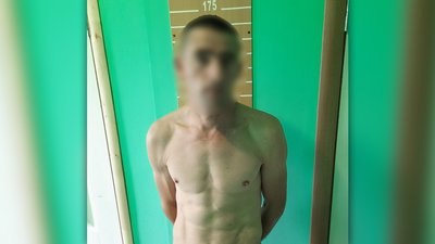 На Сумщині чоловіка підозрюють у систематичному гвалтуванні двох дівчаток