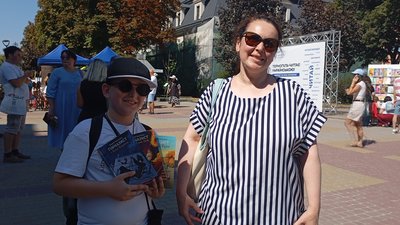 Обміняли понад дві тисячі книжок: у Тернополі відбулася «Книжкова площа» Обміняли понад дві тисячі книжок: у Тернополі відбулася «Книжкова площа»