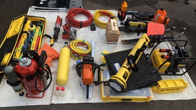 Закарпатські рятувальники отримали спеціальні аварійно-рятувальні машини Закарпатські рятувальники отримали спеціальні аварійно-рятувальні машини