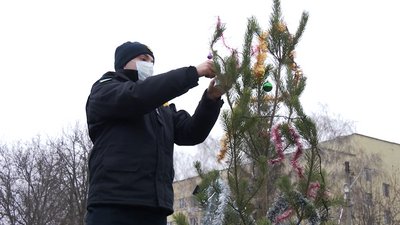 Як діяти, якщо ваша ялинка зайнялася: поради черкаських рятувальників Як діяти, якщо ваша ялинка зайнялася: поради черкаських рятувальників