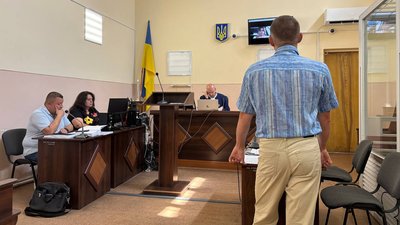 поліцейський, погодня, суд, наїхав на подіцейського, підготовче засідання