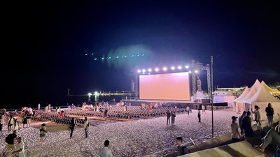 За лаштунками Каннського кінофестивалю: про місто, ціни, червоні доріжки та тести на ковід За лаштунками Каннського кінофестивалю: про місто, ціни, червоні доріжки та тести на ковід