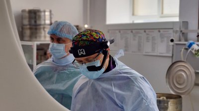 Операція з допомогою пристрою доповненої реальності Операція з допомогою пристрою доповненої реальності