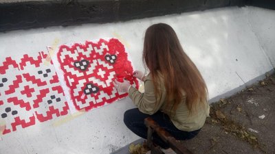 У вихідний день кропивничани розфарбували 100 м2 набережної та відремонтували там 14 лавок У вихідний день кропивничани розфарбували 100 м2 набережної та відремонтували там 14 лавок