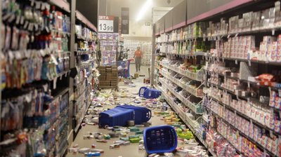У Бразилії охоронці супермаркету до смерті побили темношкірого чоловіка. В країні почалися протести У Бразилії охоронці супермаркету до смерті побили темношкірого чоловіка. В країні почалися протести