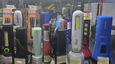 Що купують житомиряни, готуючись до можливих блекаутів: чи змінився попит і ціни Що купують житомиряни, готуючись до можливих блекаутів: чи змінився попит і ціни