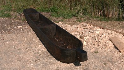На рівненському водосховищі з'явилась довбанка Уборть. Що це і для чого На рівненському водосховищі з'явилась довбанка Уборть. Що це і для чого