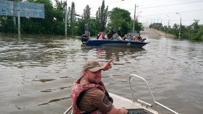 Були для людей "очима" і "ногами": черкаський інспектор про порятунок людей на Херсонщині Були для людей "очима" і "ногами": черкаський інспектор про порятунок людей на Херсонщині