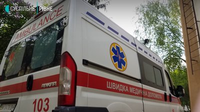 119 в обласній, 38 у міській: як COVID-19 зачепив рівненських медиків