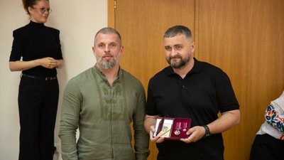 Міністр молоді та спорту України Матвій Бідний, тренер Микола Коченюк