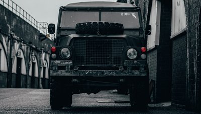 У Чернівцях військові потребують машин. Які авто шукають та як допомогти