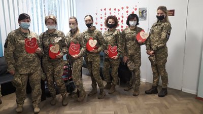24 літри: військові у Рівному здали кров для дитячої лікарні 24 літри: військові у Рівному здали кров для дитячої лікарні