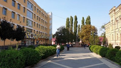 У новому навчальному році працівники кропивницького педуніверситету отримуватимуть повну зарплатню