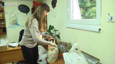 В межах проєкту отримають подарунки та продуктові набори 134 дитини району В межах проєкту отримають подарунки та продуктові набори 134 дитини району