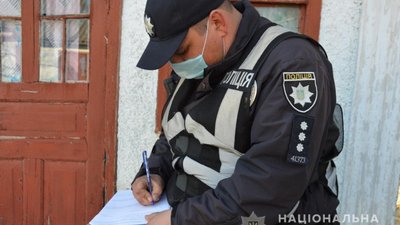 Карантин "вихідного дня" на Одещині: поліцейські оштрафували 82 заклади Карантин "вихідного дня" на Одещині: поліцейські оштрафували 82 заклади