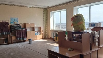 "Що їм зробили наші діти, що вони так помстилися?": працівники дитсадка у Малій Рогані просять відремонтувати будівлю "Що їм зробили наші діти, що вони так помстилися?": працівники дитсадка у Малій Рогані просять відремонтувати будівлю