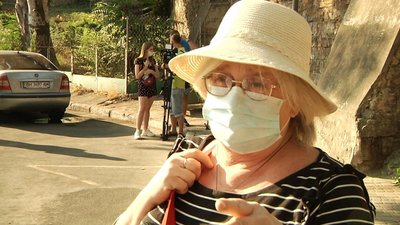 На кінцевих зупинках громадського транспорту в Одесі працюють "посадочні команди" На кінцевих зупинках громадського транспорту в Одесі працюють "посадочні команди"