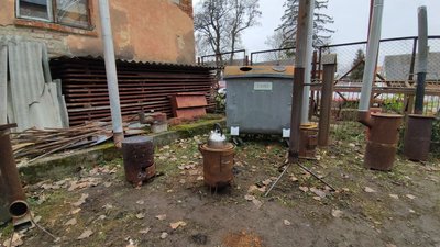Пічки гріють на дизелі та окопних свічках Пічки гріють на дизелі та окопних свічках