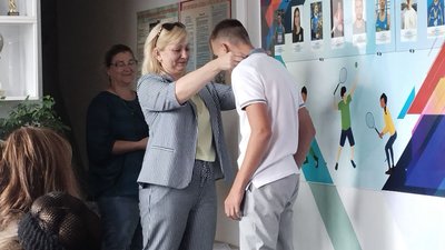 У Сумах відбувся онлайн-захід на підтримку ЗСУ та волонтерів У Сумах відбувся онлайн-захід на підтримку ЗСУ та волонтерів